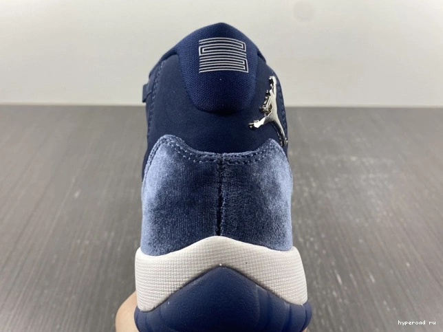 JORDAN 11 WMNS MIDNIGHT AR0715-441 AIR VELVET NAVY 0905